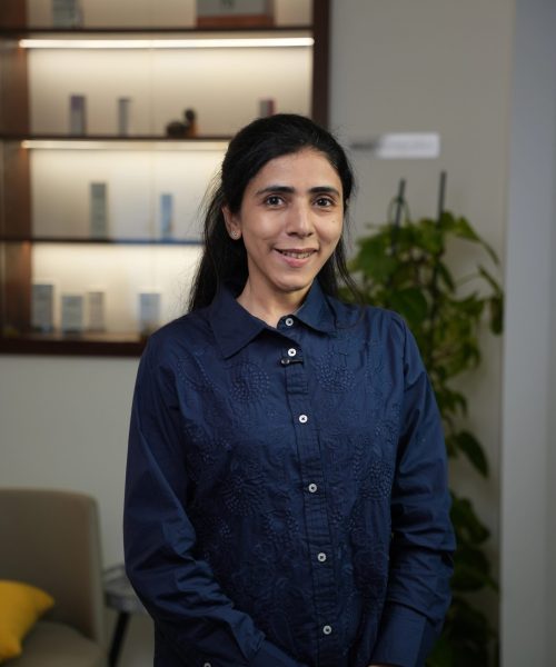Dr. Ashfa 
M.D and Specialist Dermatologist